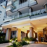 Beachfront Bocagrande Stay | Breathtaking Sunsets