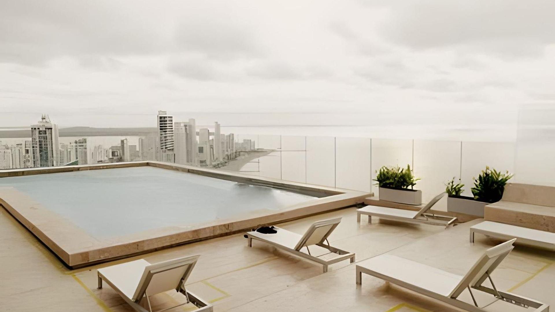 Beachfront Bocagrande | Breathtaking Sunsets Apartment *